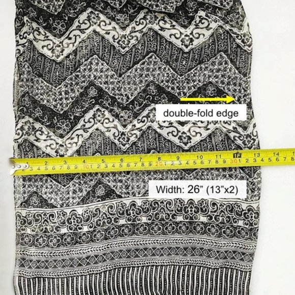 COLDWATER CREEK 100% Pure Silk Rect. Scarf Black White Grey Geo Floral Unisex - Picture 9 of 12